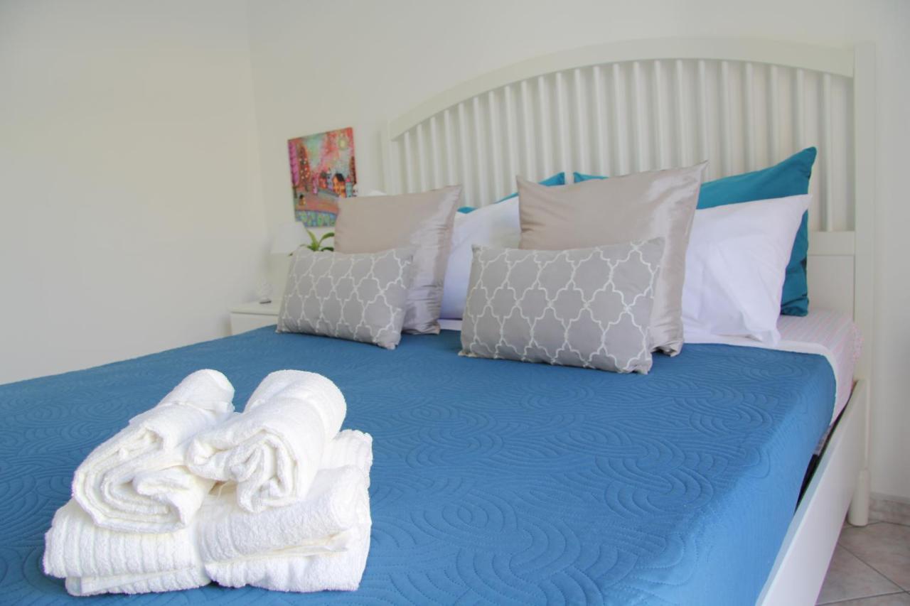 Casa Vacanze Terramare, 550 Mt From The Beach, Close To Ortigia Historic Center Syrakusa Exteriör bild